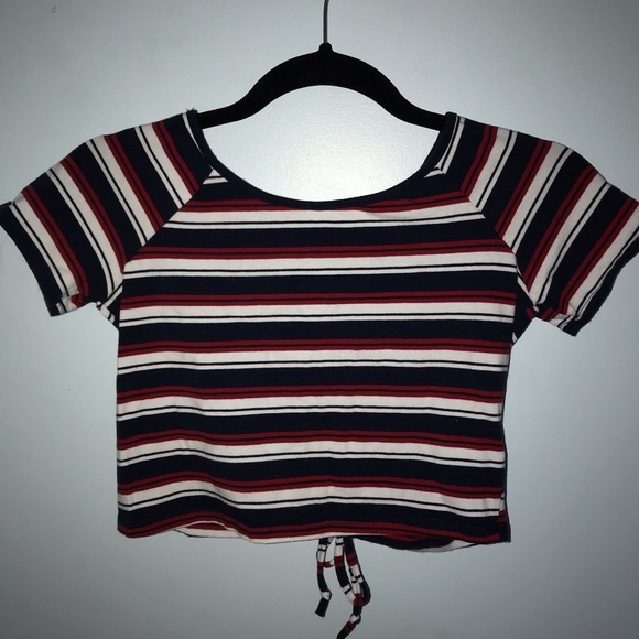🌼3/$30🌼 Striped Crop Tee w Lace Up Back - Picture 1 of 3